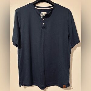 LIKE NEW Fundamental Coast Button Tee- L, Navy